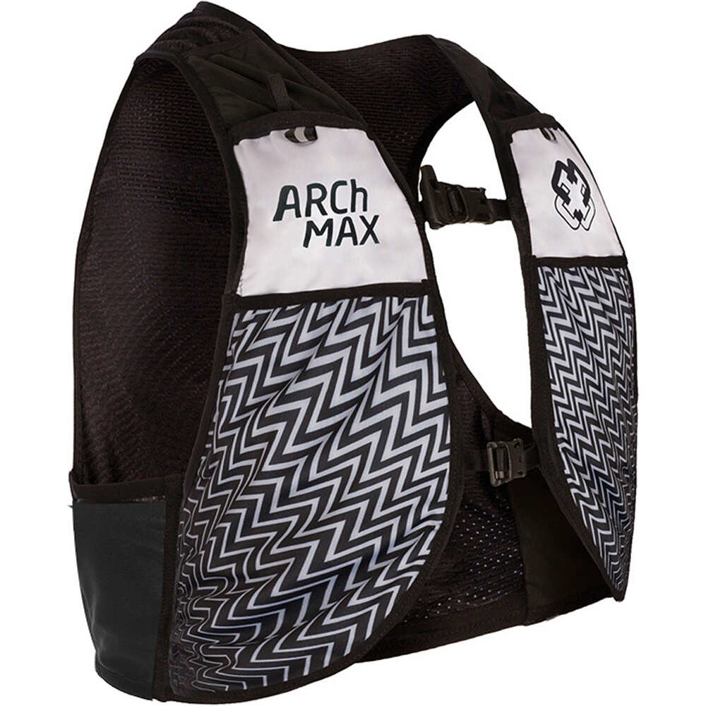 Arch Max varios running HYDRATION VEST- 2.5L vista frontal