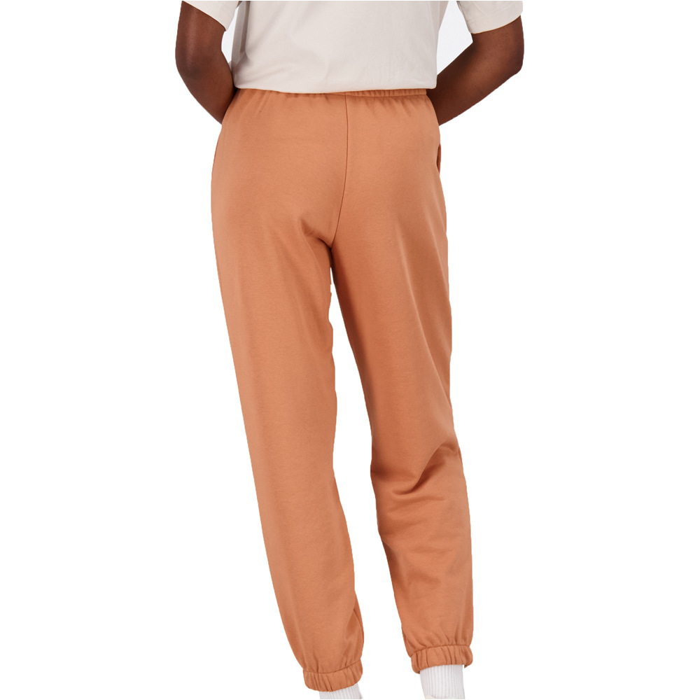 New Balance pantalón mujer Reimagined Brushed Back Fleece Pant vista trasera