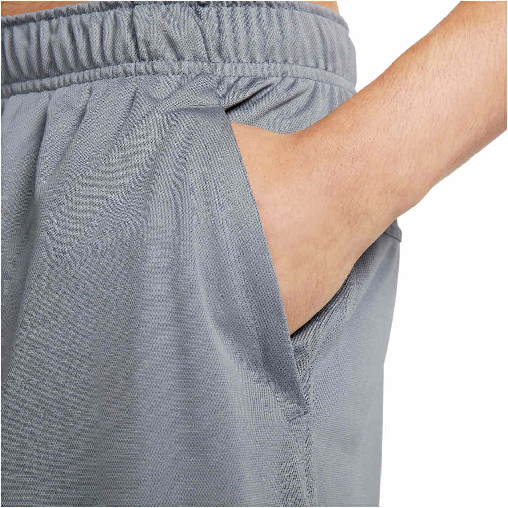 Nike pantalón corto fitness hombre M NK DF TOTALITY KNIT 7IN UL vista detalle