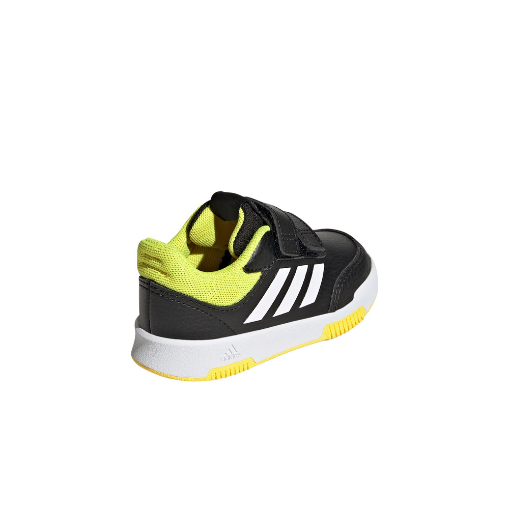 adidas zapatilla multideporte bebe Tensaur Sport Training Hook and Loop vista trasera