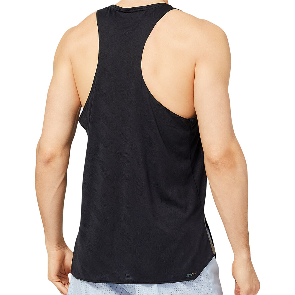 New Balance camiseta entrenamiento tirantes hombre Q Speed Jacquard Singlet vista trasera