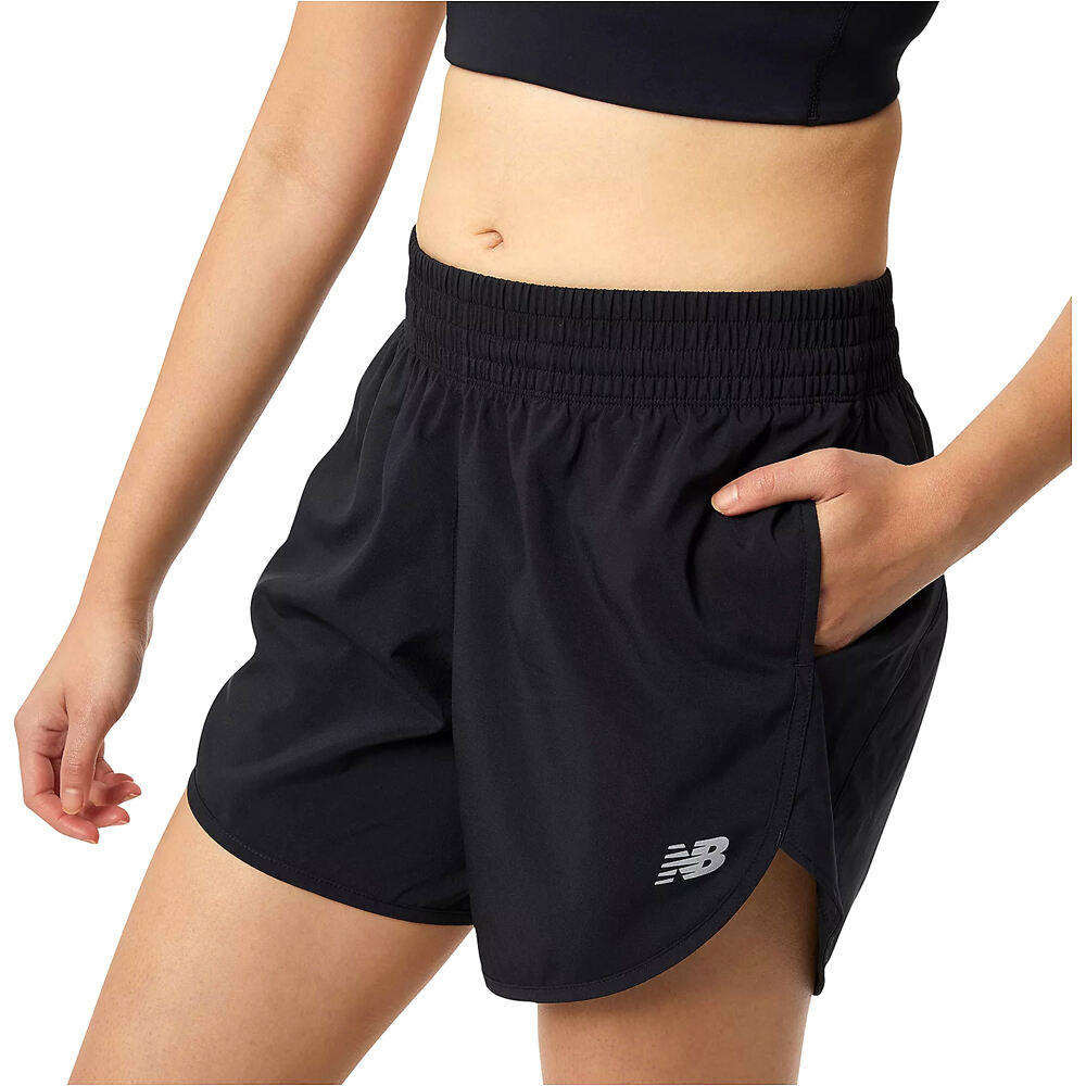 New Balance pantalón running mujer Accelerate 5 inch Short vista frontal