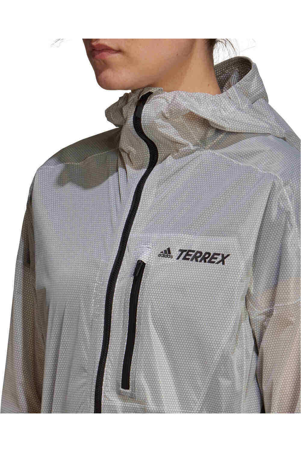 adidas CHAQUETA TRAIL RUNNING MUJER Terrex Agravic 2.5-Layer impermeable 03