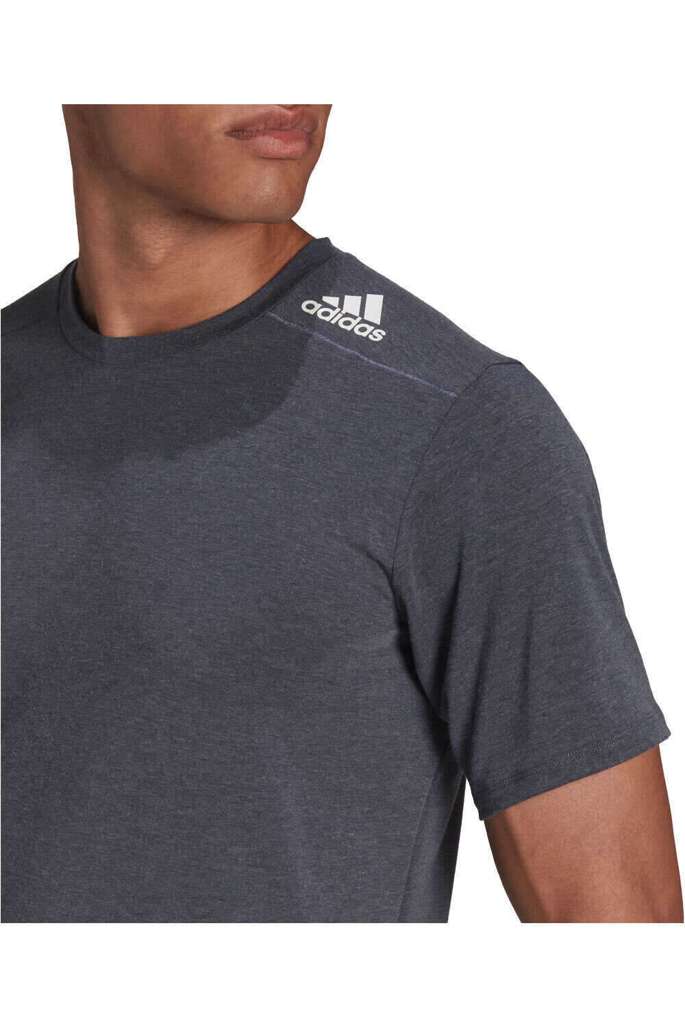 adidas camiseta fitness hombre Designed for Training vista detalle