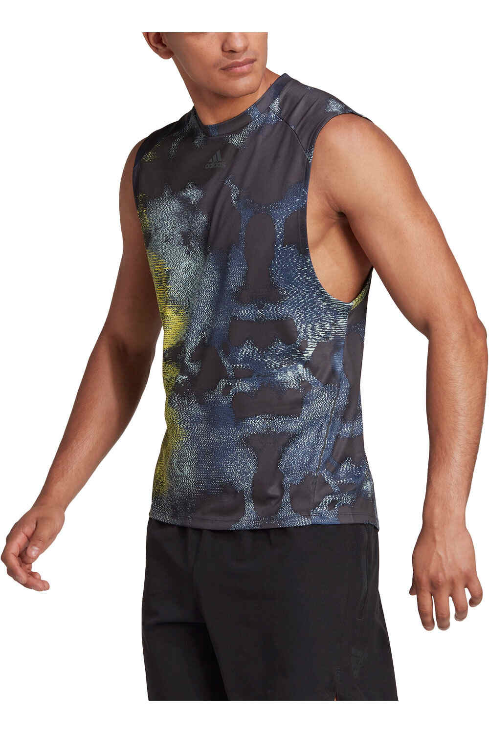 adidas camiseta fitness hombre HIIT Allover Print Training vista frontal