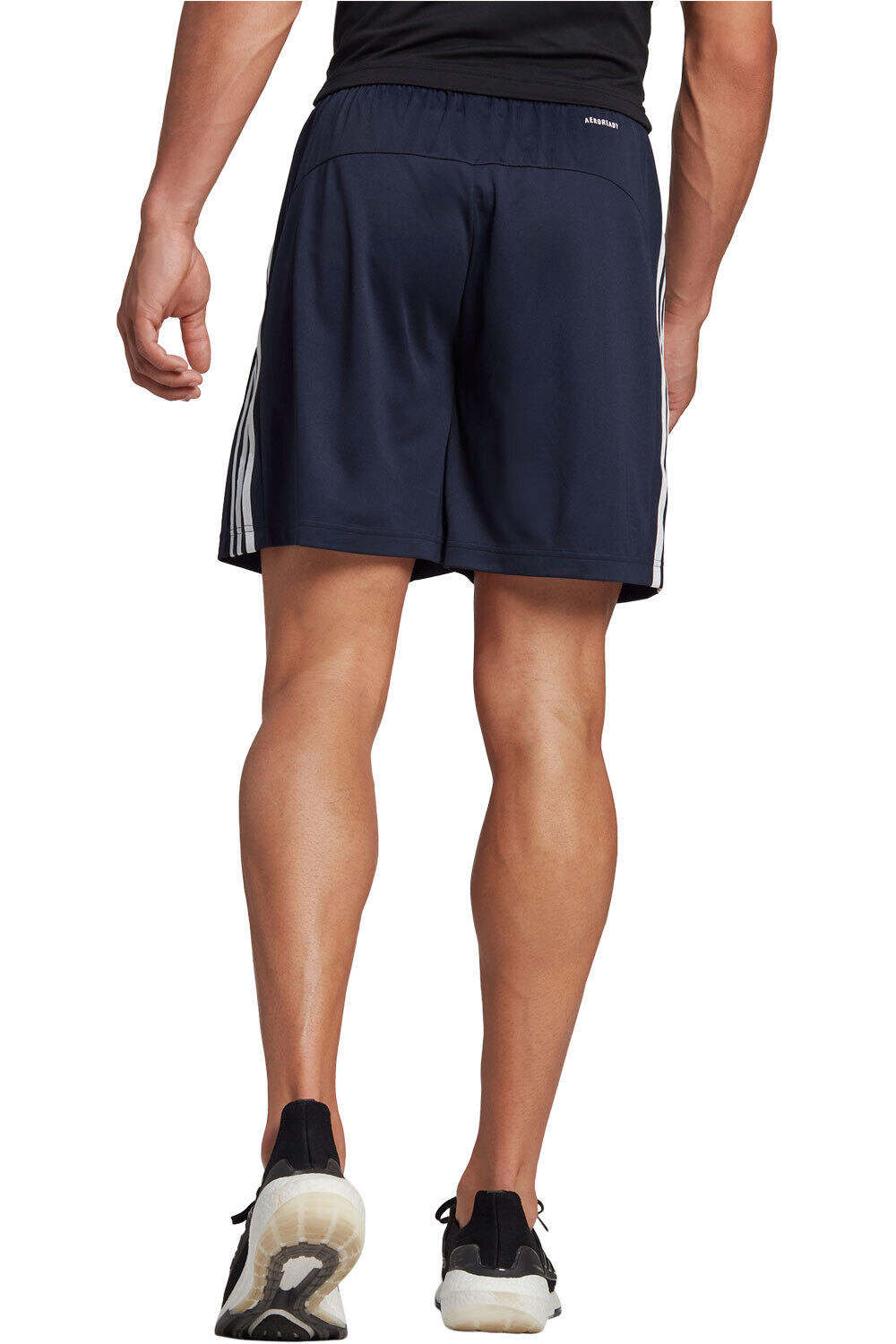 adidas pantalón corto fitness hombre Primeblue Designed To Move Sport 3 bandas vista trasera