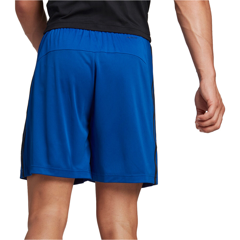 adidas pantalón corto fitness hombre Primeblue Designed To Move Sport 3 bandas 03