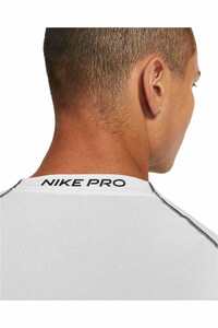 Nike camiseta fitness hombre M NP DF TIGHT TOP LS 04