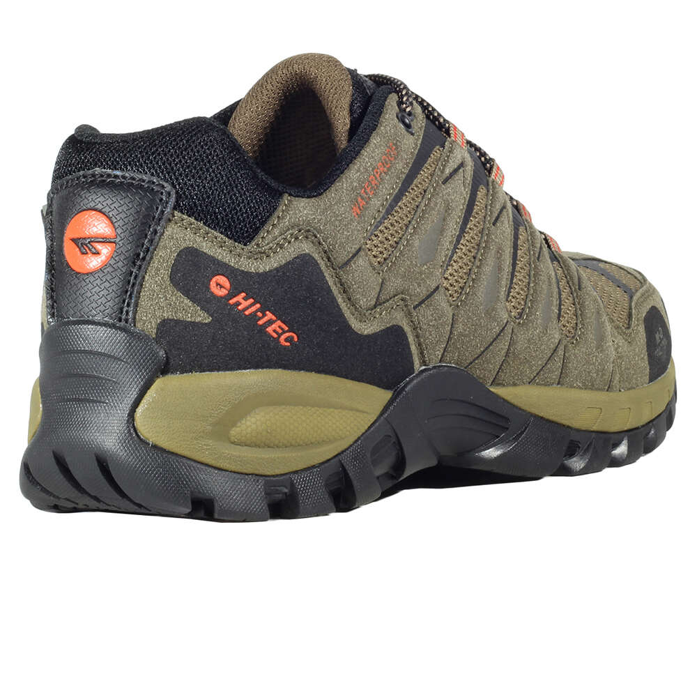 Hi Tec zapatilla trekking hombre CORZO LOW WP 07