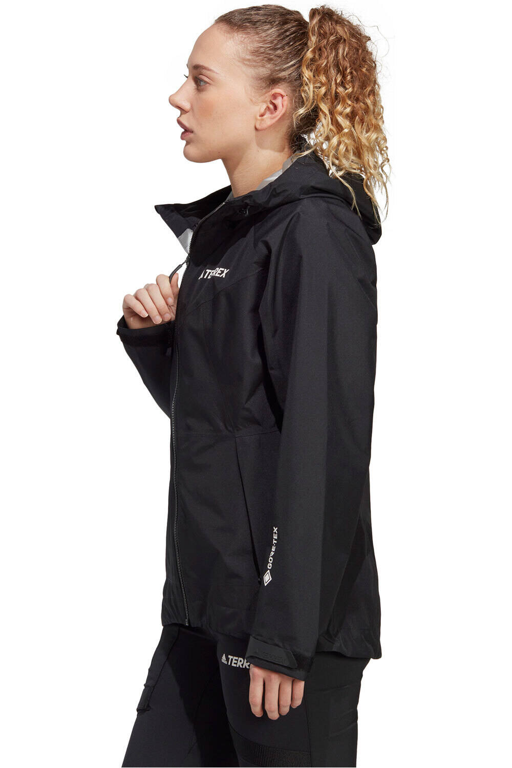 adidas chaqueta impermeable mujer Terrex Xperior GORE-TEX Paclite Rain vista detalle