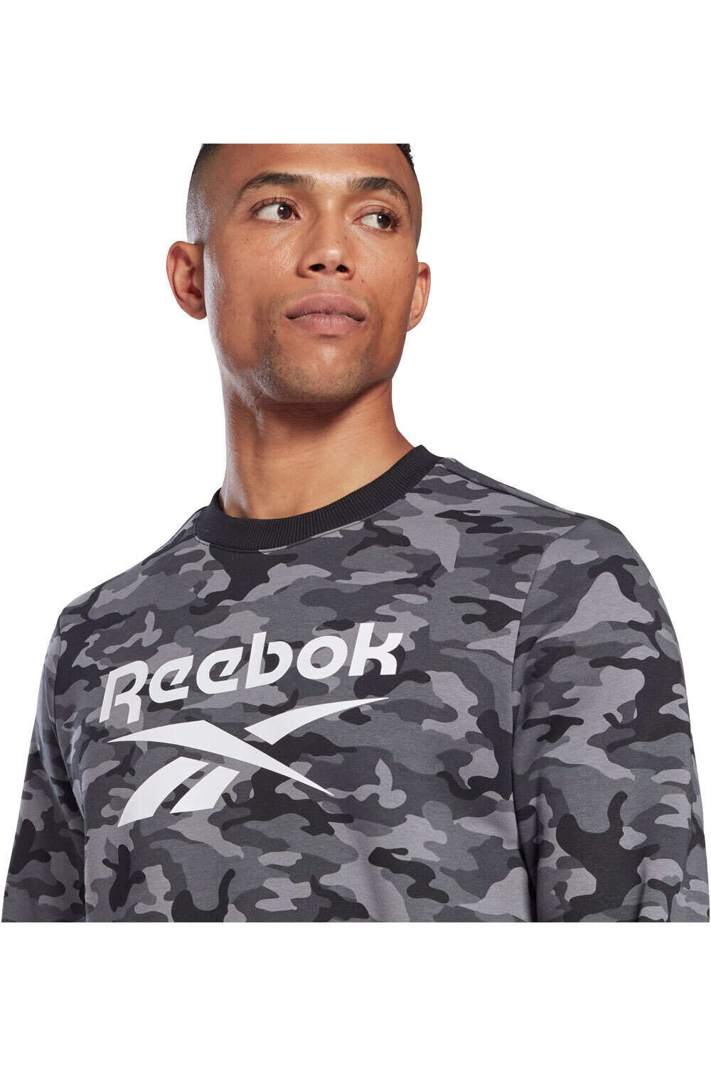 Reebok sudaderas deportivas hombre Reebok ID Camo Crew vista detalle