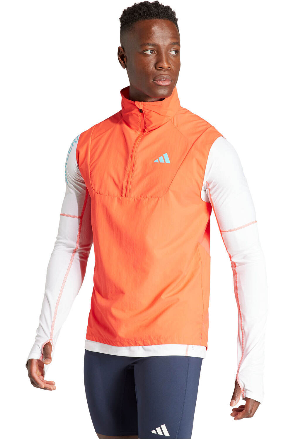 adidas CHAQUETA RUNNING HOMBRE AZ L VST W M vista frontal