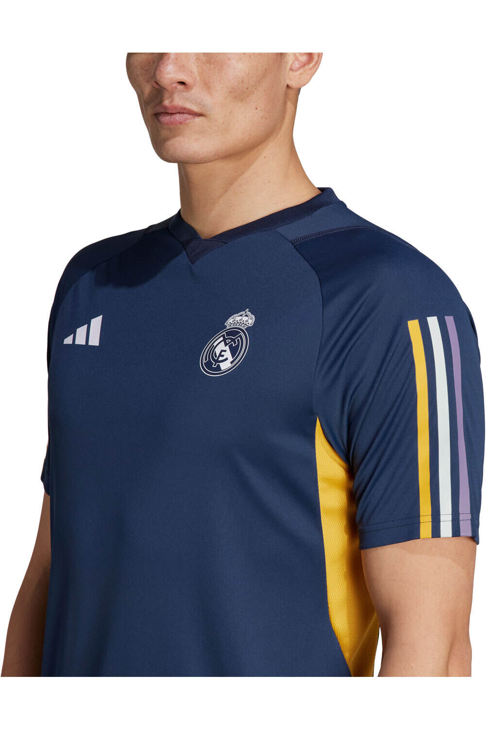 adidas camiseta de fútbol oficiales R. MADRID 24 TR JSY NE vista detalle