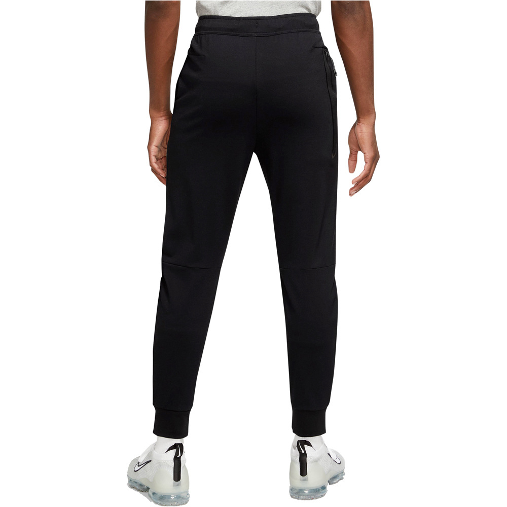 Nike pantalón hombre M NK TECH LGHTWHT JGGR vista trasera