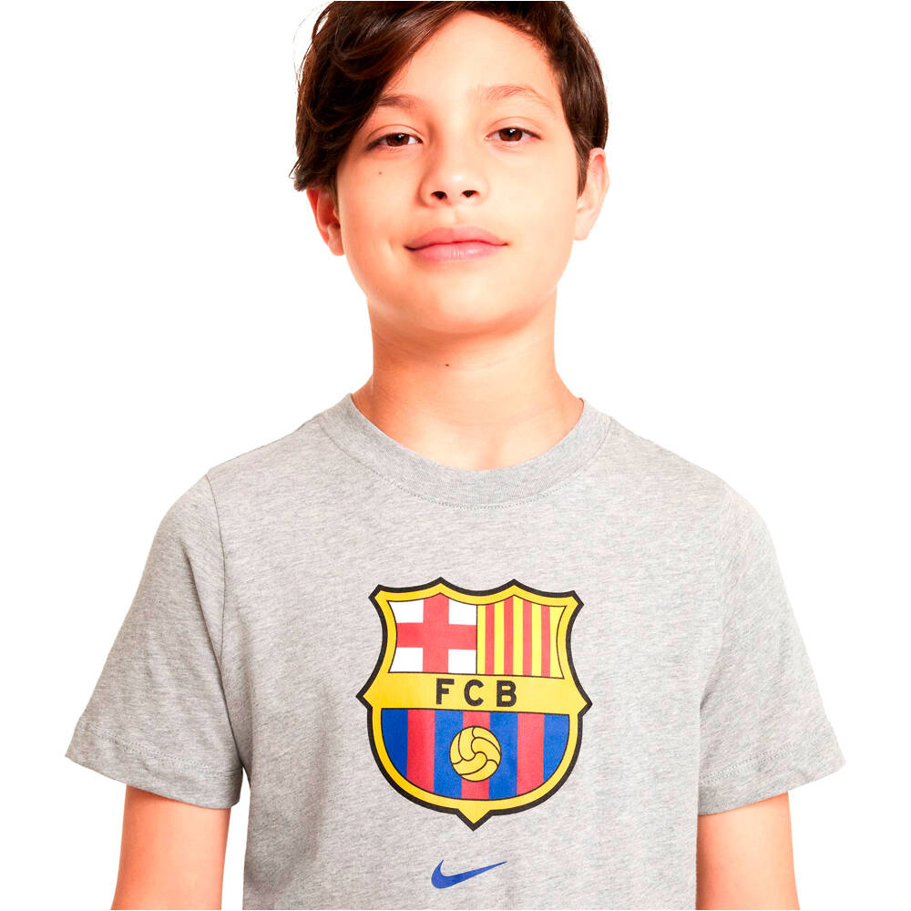 Nike camiseta entrenamiento niño BARCELONA 24 Y NK CREST TEE GR vista detalle