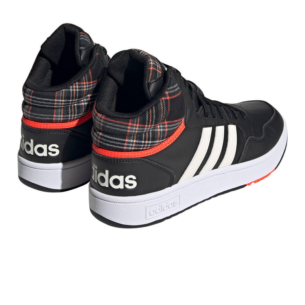 adidas zapatilla moda hombre HOOPS 3.0 MID vista trasera