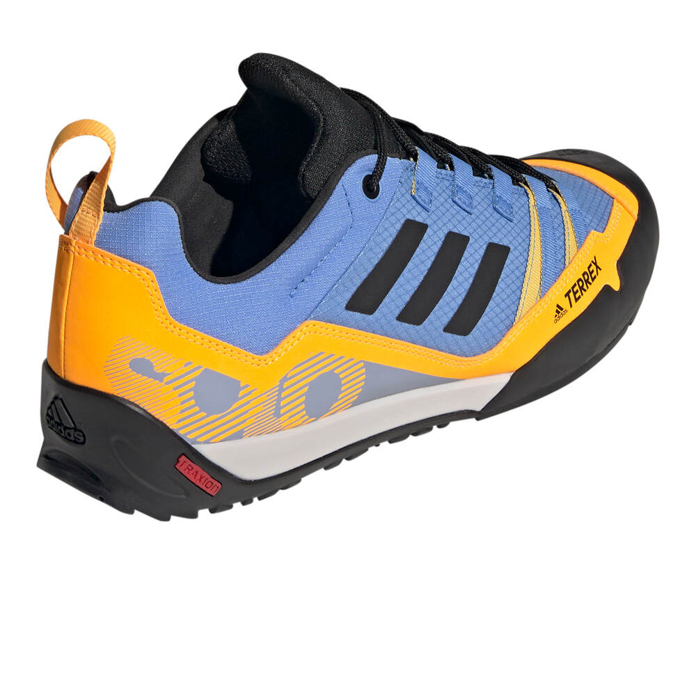 adidas zapatilla trekking hombre TERREX SWIFT SOLO 2 vista trasera