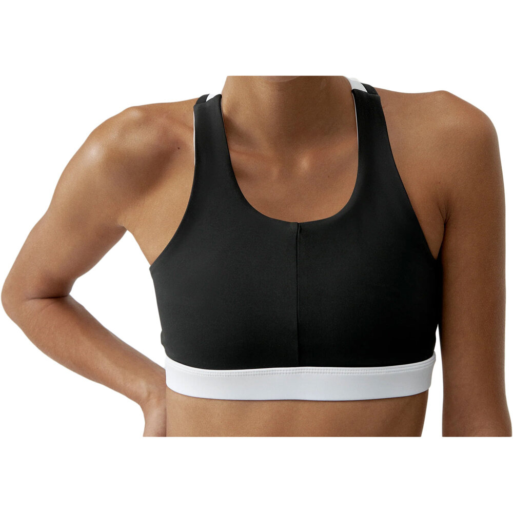 Born Living Yoga Sujetador Yoga Top Hanae vista frontal