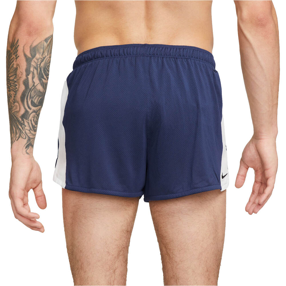 Nike pantaloneta técnica hombre M NK DF TRACK CLUB 3IN SHORT vista trasera