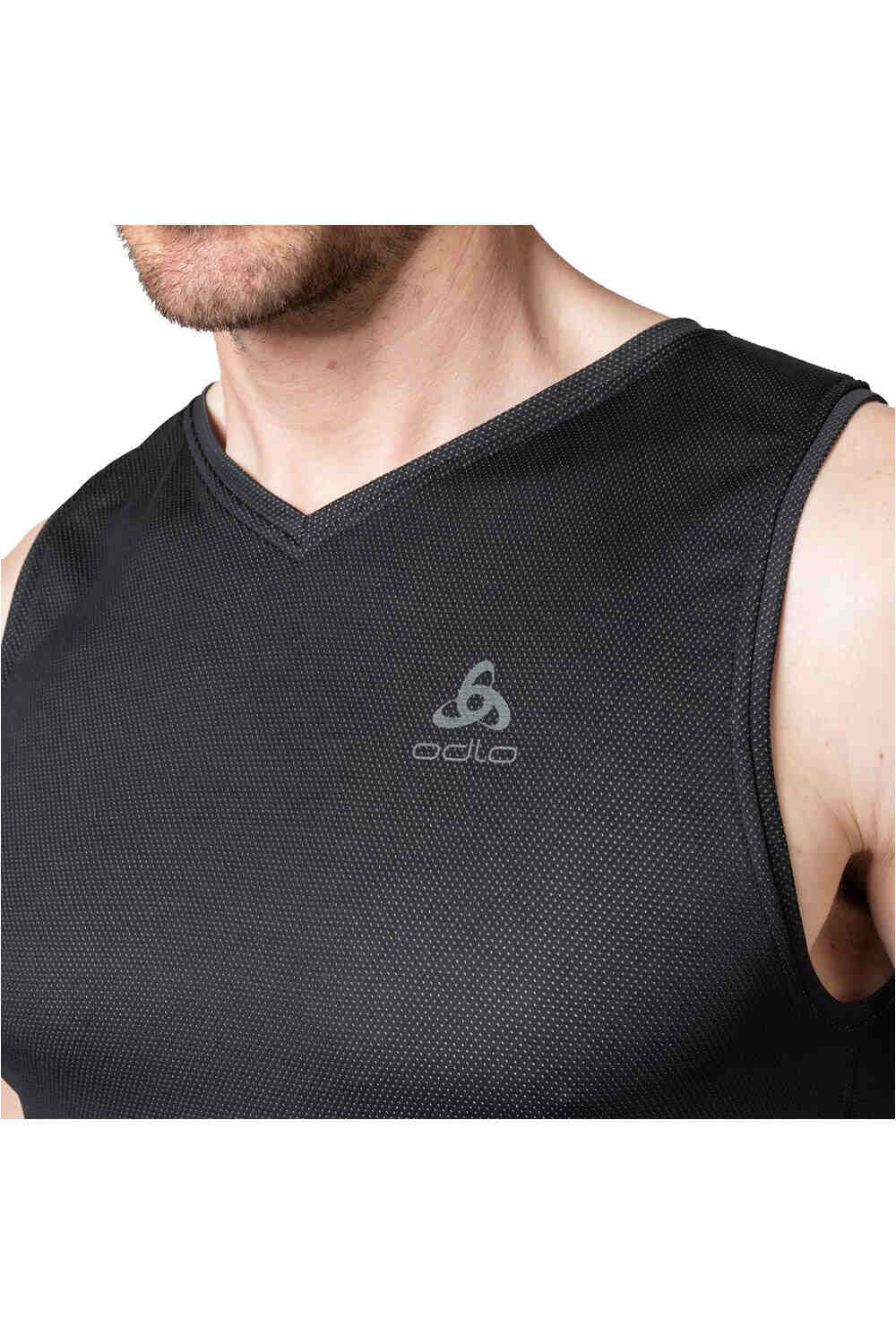 Odlo camiseta térmica sin mangas hombre BL TOP v-neck singlet ACTIVE EVERYDAY EC vista detalle