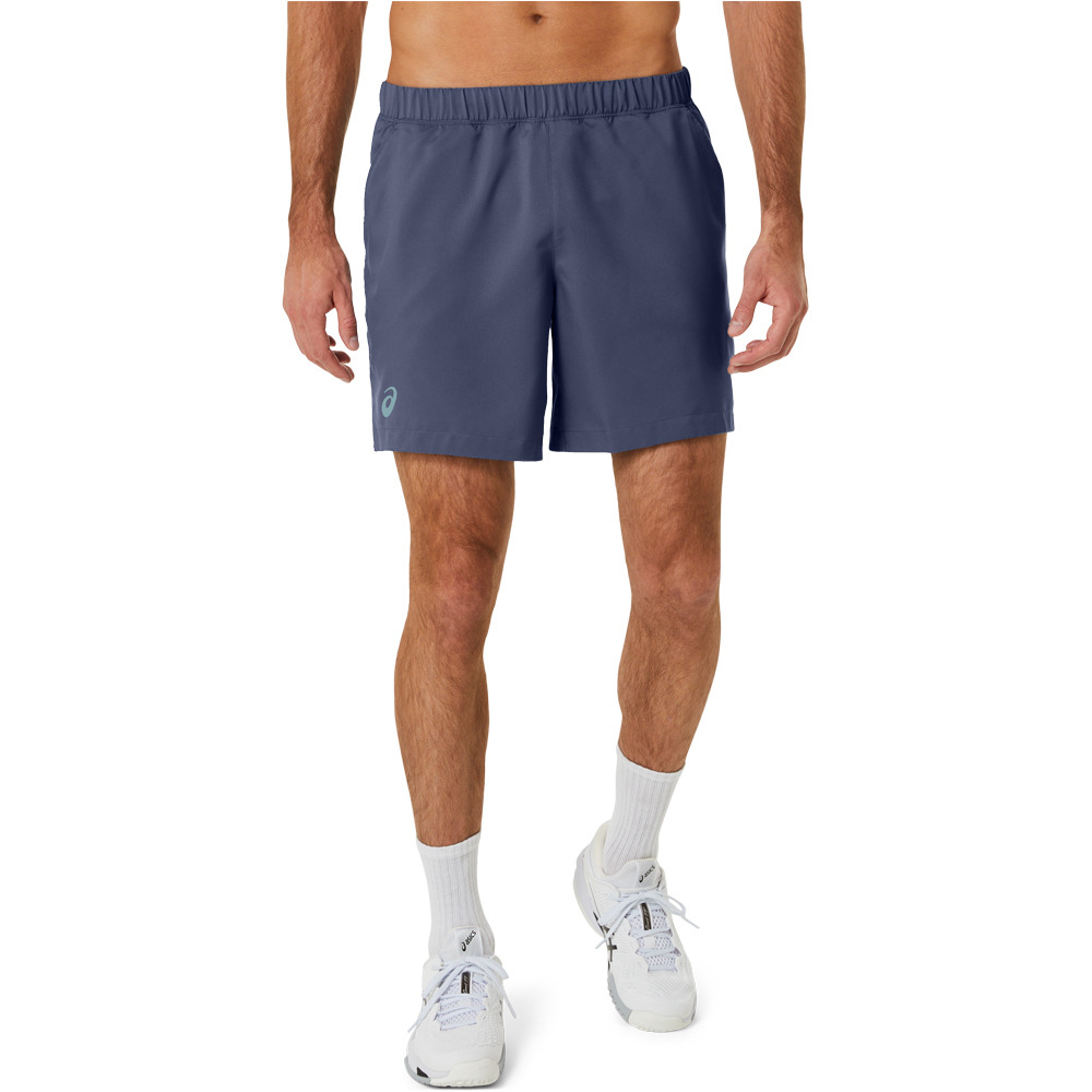 Asics pantalón tenis hombre MEN COURT 7IN SHORT vista frontal