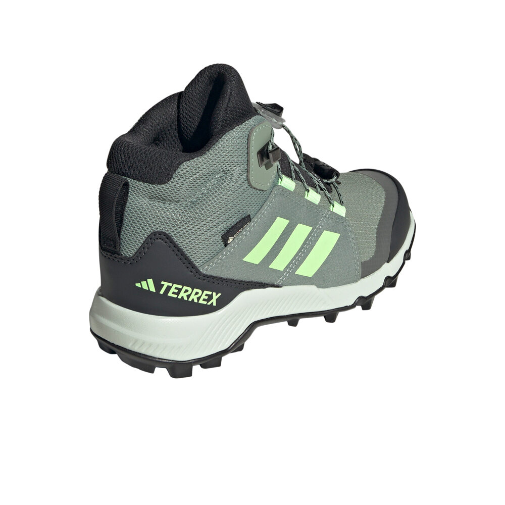 adidas bota trekking niño TERREX MID GTX K vista trasera