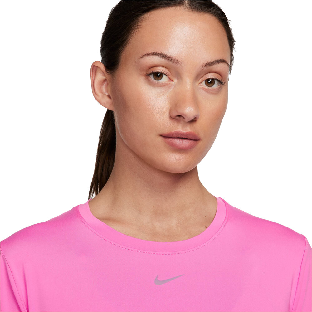 Nike camisetas fitness mujer W NK ONE CLASSIC DF SS TOP vista detalle