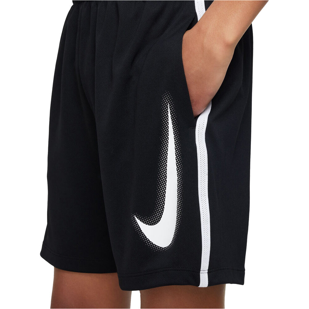 Nike pantaloneta técnica niño B NK DF MULTI+ SHORT HBR vista detalle