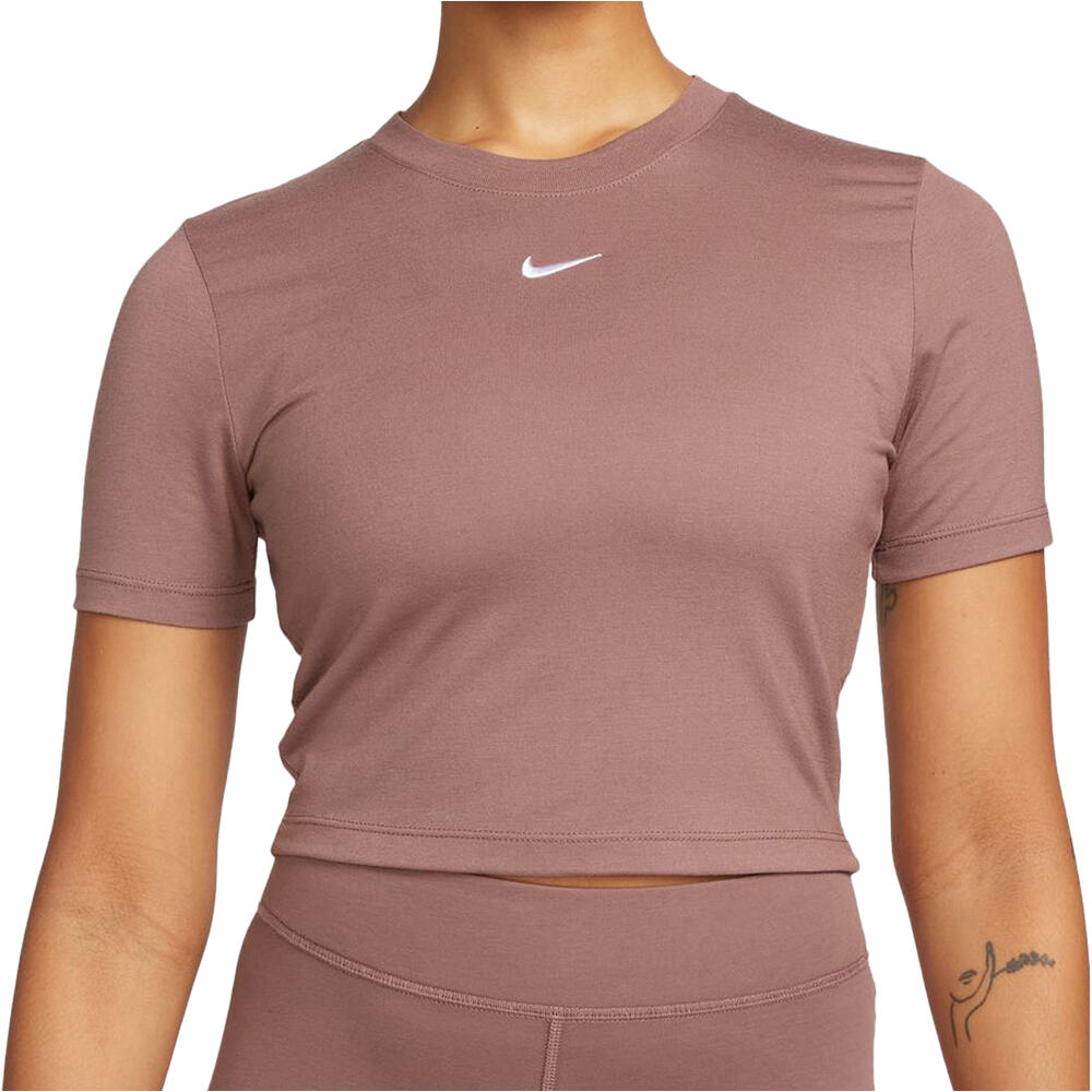 Nike camiseta manga corta mujer W NSW ESSNTL SLM CRP vista frontal