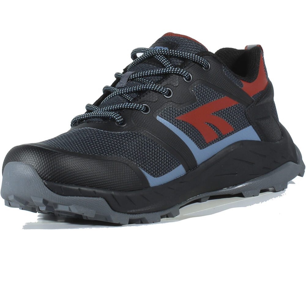 Hi Tec zapatilla trekking hombre TOUBKAL LOW WP vista trasera