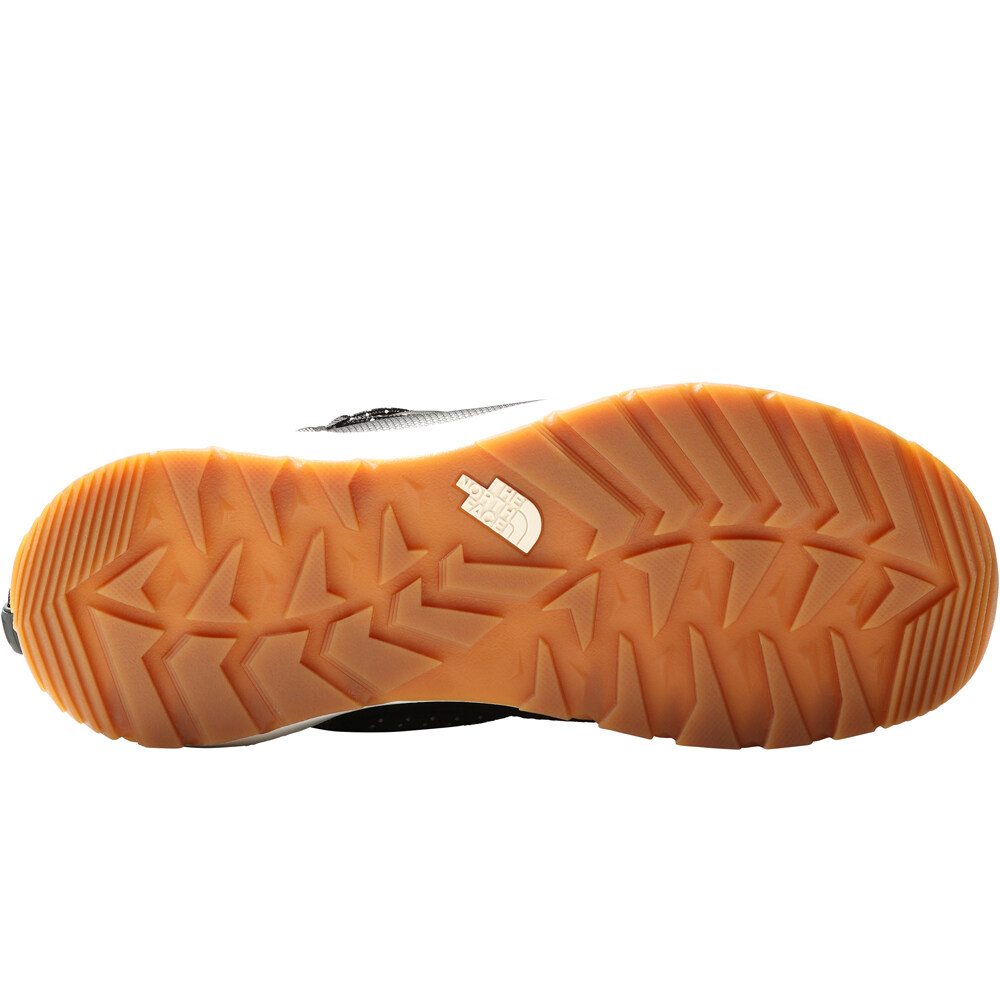 The North Face bota trekking mujer W THERMOBALL LACE UP WP vista trasera