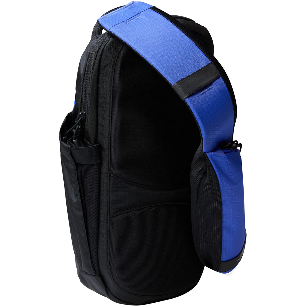 The North Face mochila montaña BOREALIS SLING 01