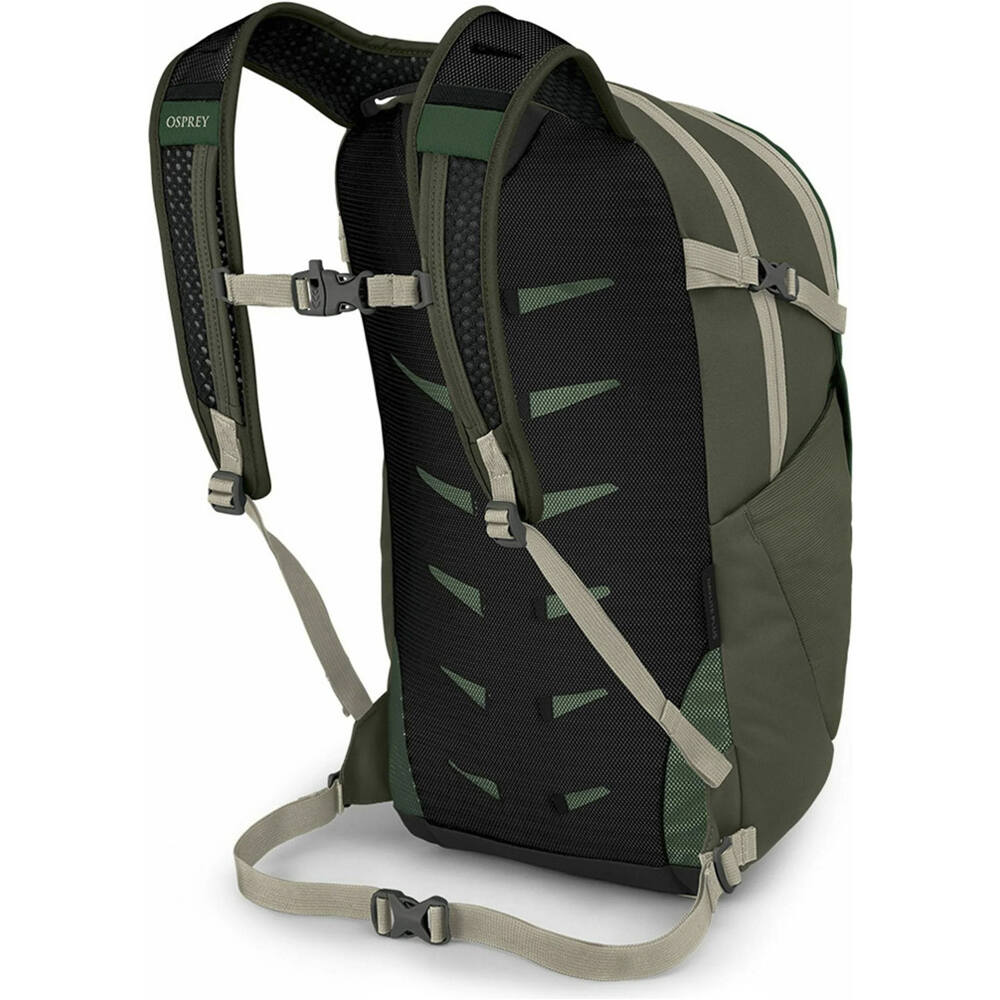 Osprey mochila montaña DAYLITE 01