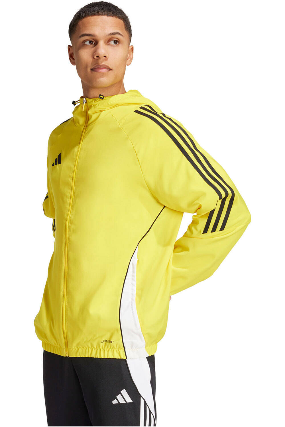 Tiro 24 chubasqueros y chaquetones entrenamiento fĂștbol Amarillo (XS)