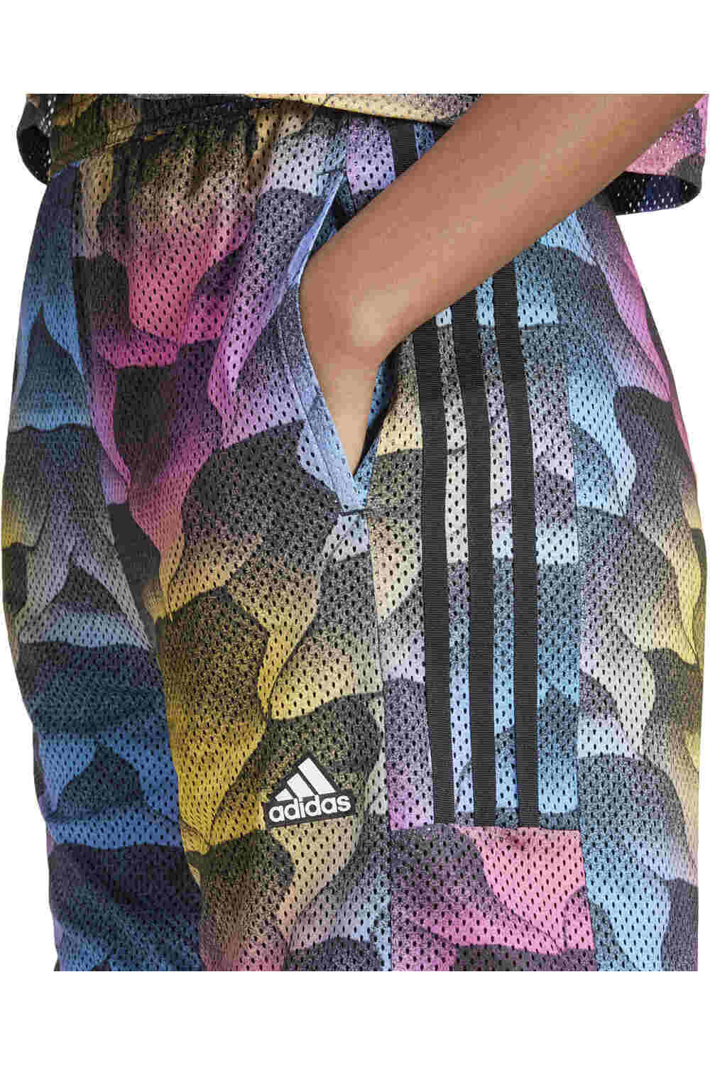 adidas pantalón corto deporte mujer W TIRO Q2 SHO vista detalle