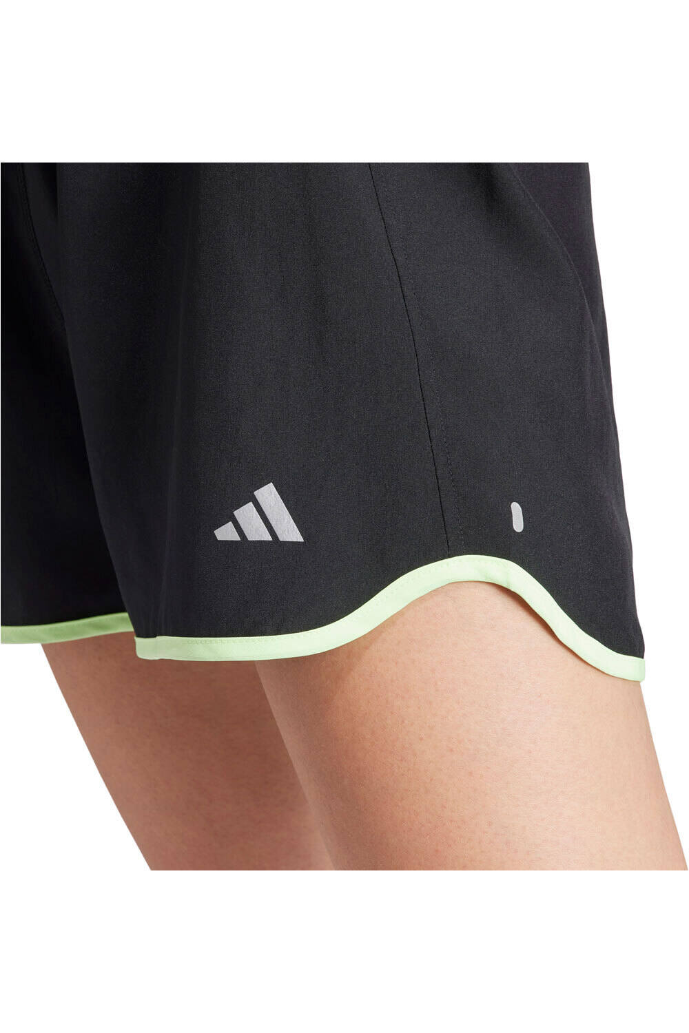 adidas pantalón running mujer RUN IT SHORT 03