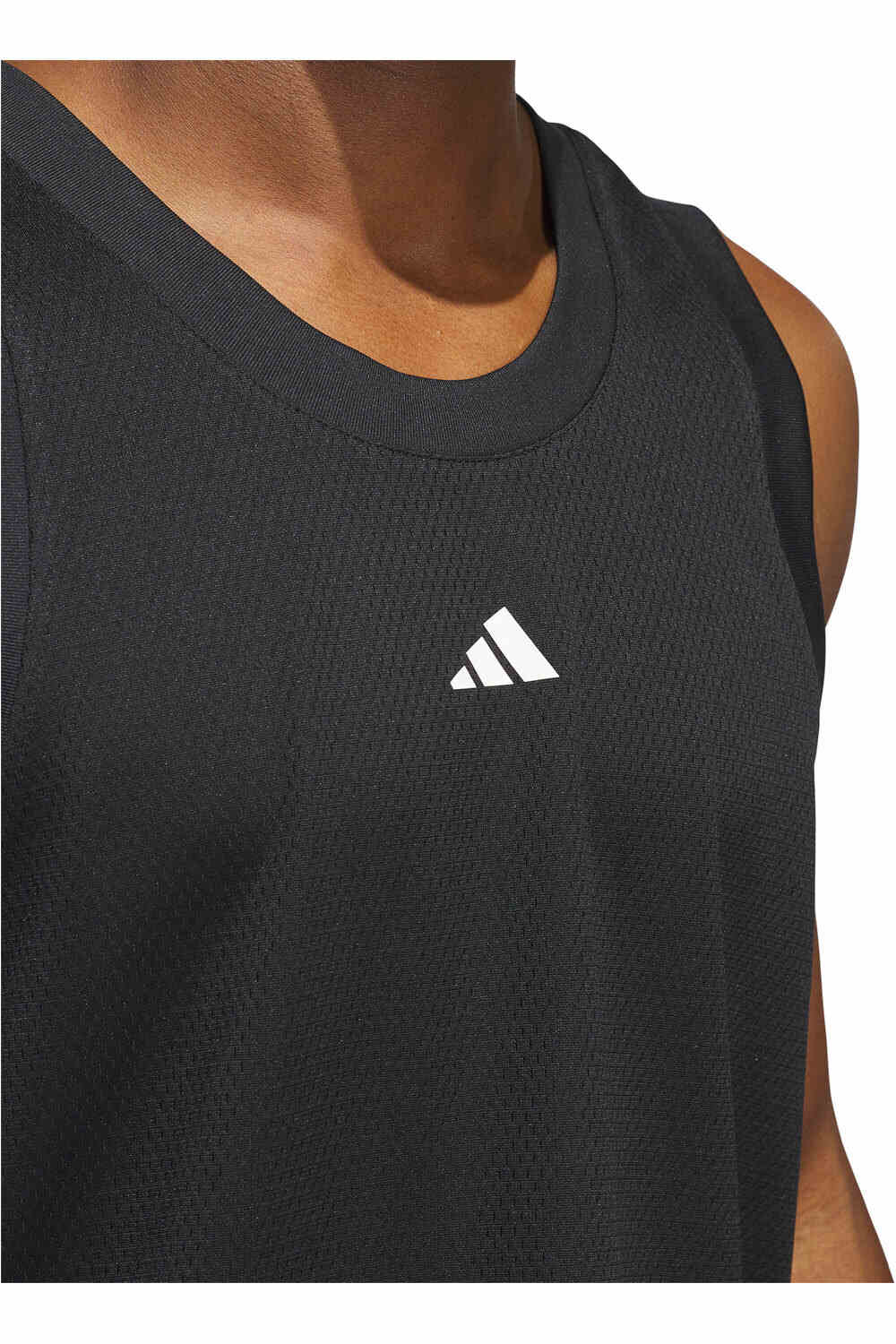 adidas camiseta baloncesto LEGENDS TANK vista detalle