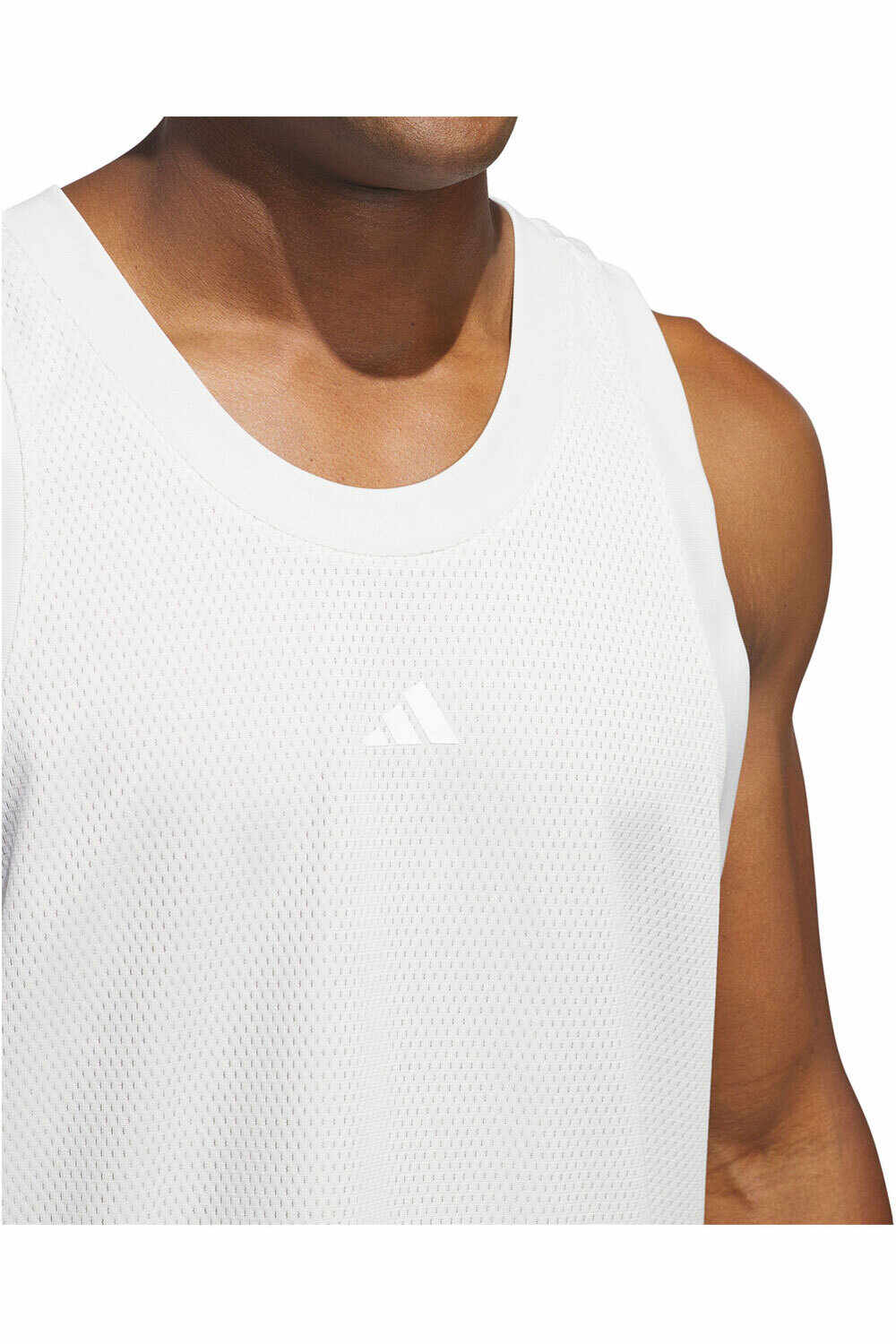 adidas camiseta baloncesto LEGENDS TANK vista detalle