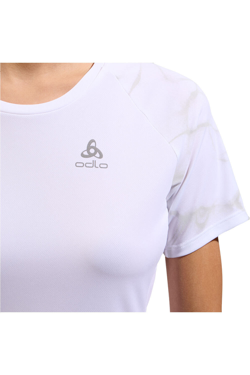 Odlo camiseta entrenamiento manga corta mujer T-shirt crew neck s/s ESSENTIAL PRINT vista detalle