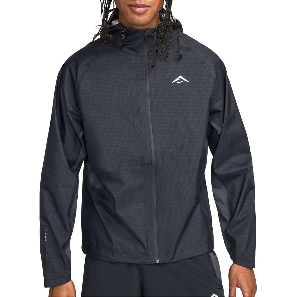 Cosmic peaks storm-fit adv CHAQUETA TRAIL RUNNING HOMBRE Negro