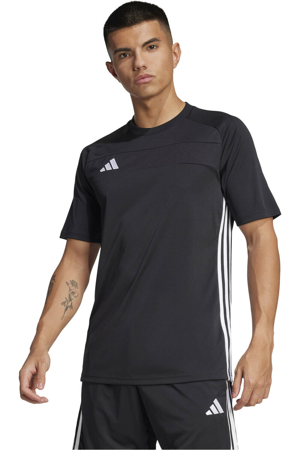 Tiro25 essentials camisetas fútbol manga corta Negro (XS)