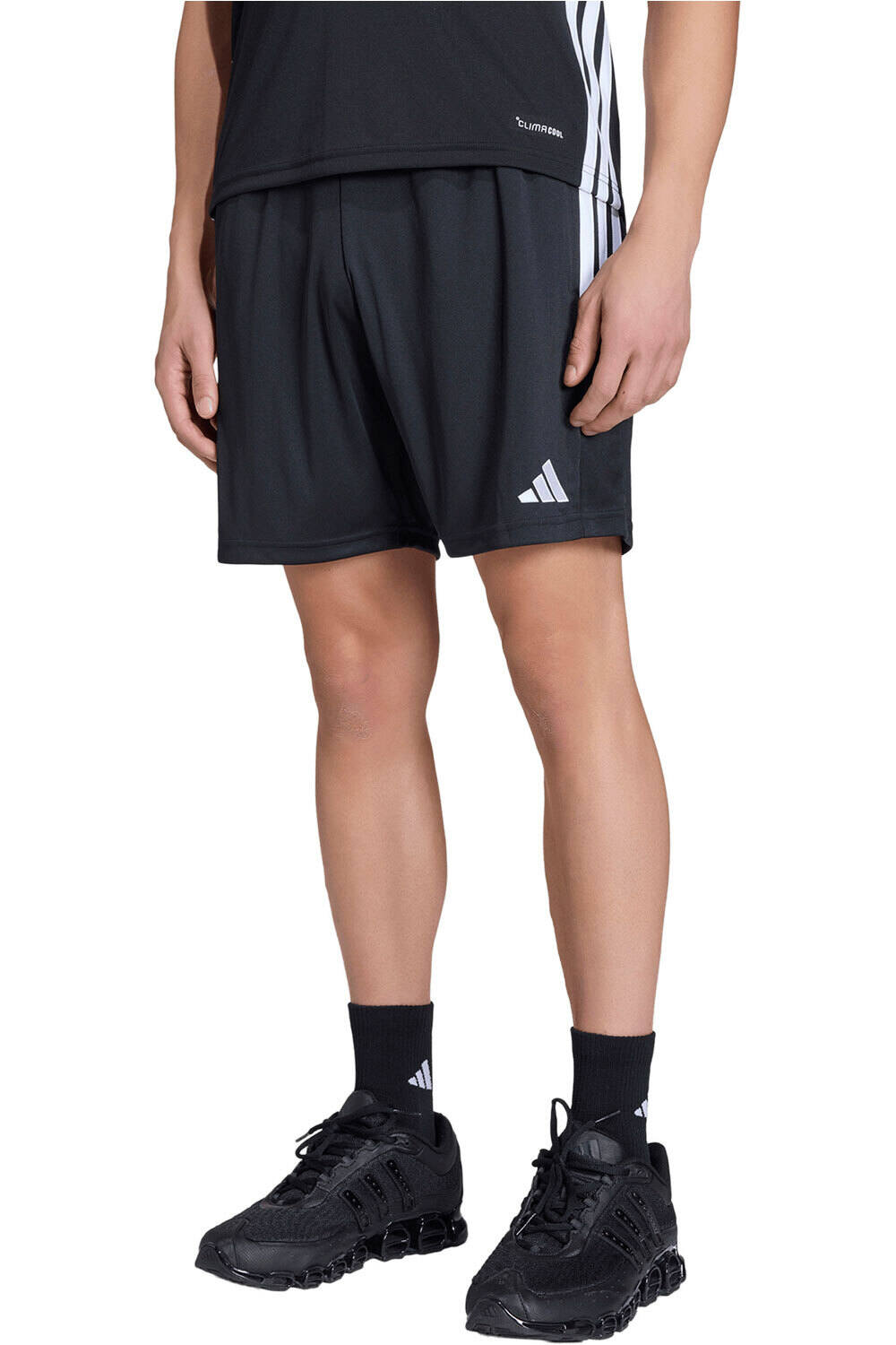 Tiro essentials bermudas hombre Negro (L)