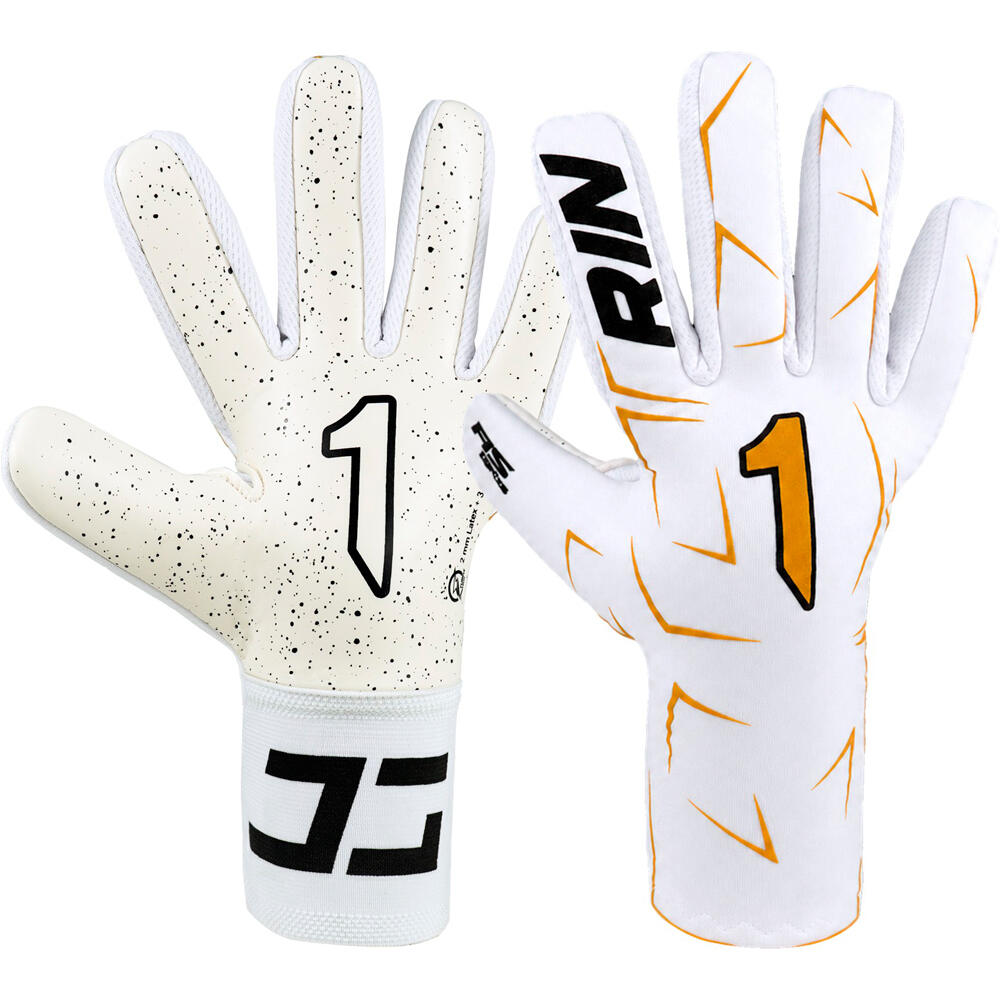 Rinat ares as guantes portero